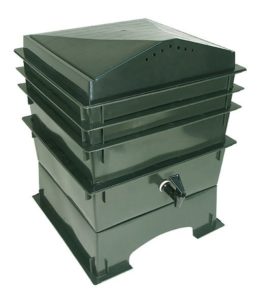 Worm Factory worm bin